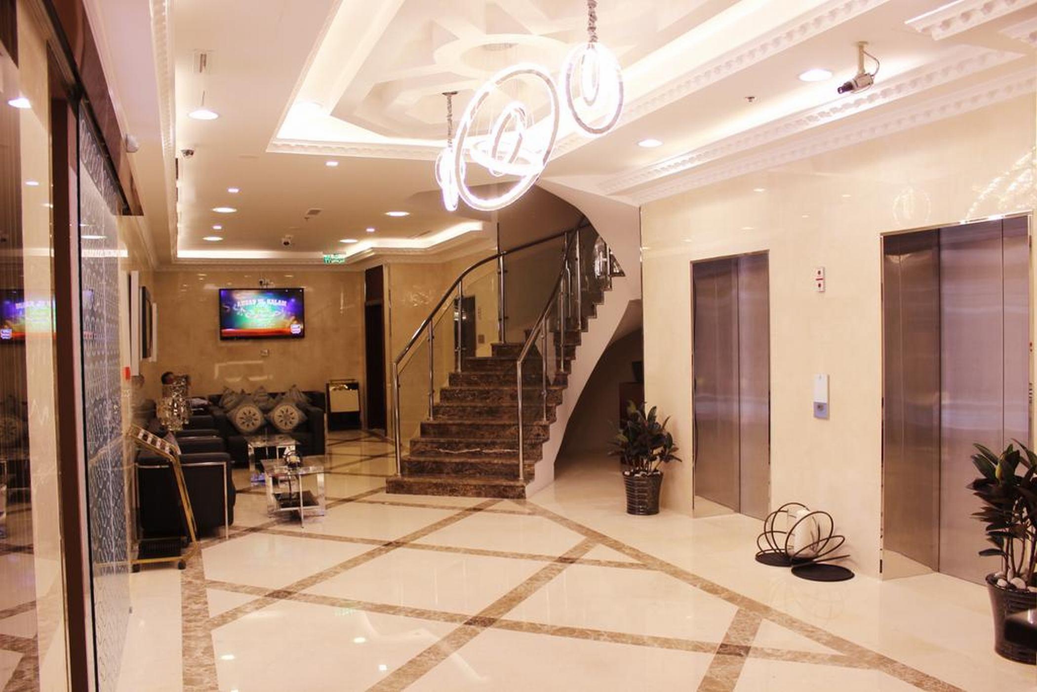 Montreal Naif Hotel Dubai Exterior photo